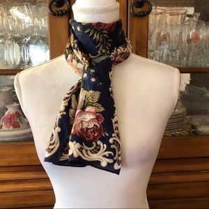 Silky floral rectangular scarf